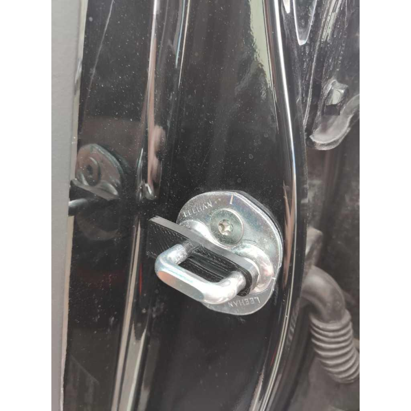 Упор замка дверей hyundai grand santa fe